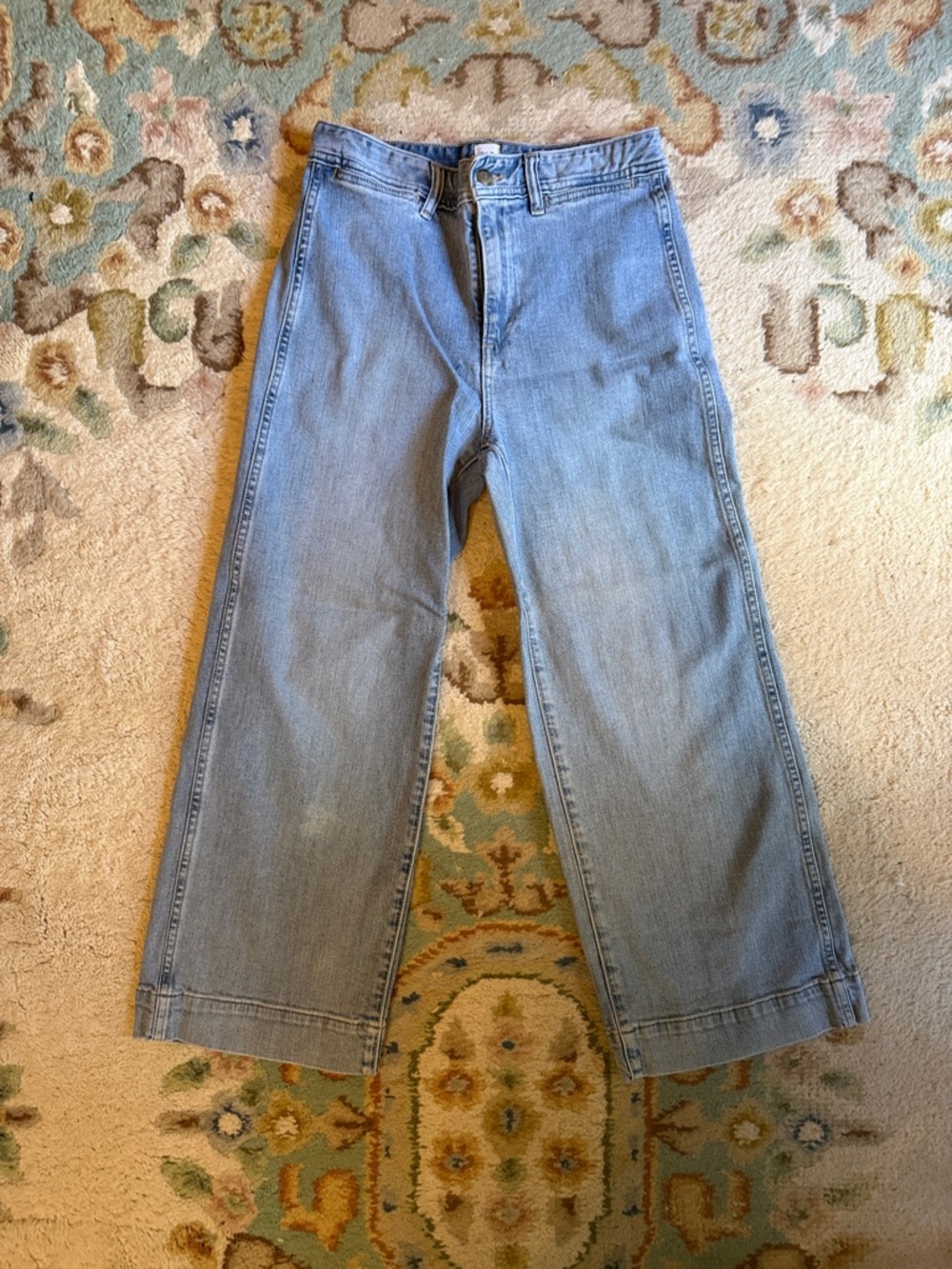 Women’s GAP Light Wash Trouser Jeans